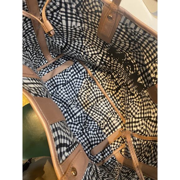 MCM Designer Womens Purse And Hand Bag Set - Picture 8 of 9